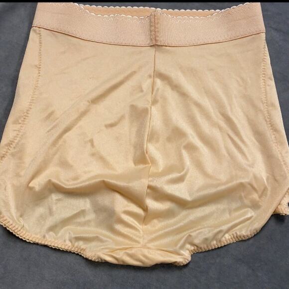Rago Size 40 5X Style 513 High Waist Light Shaping Panty Brief Second Skin Satin - Picture 6 of 7
